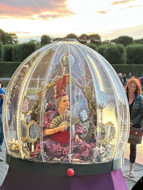 mystic show globe sm2