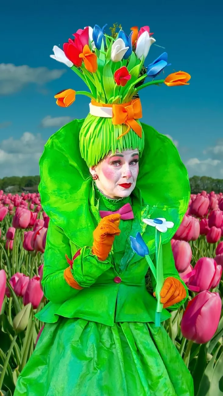 miss tulip