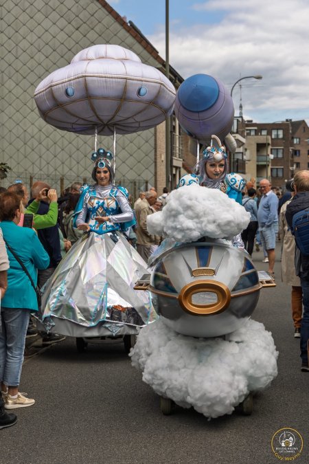 cosmic riders